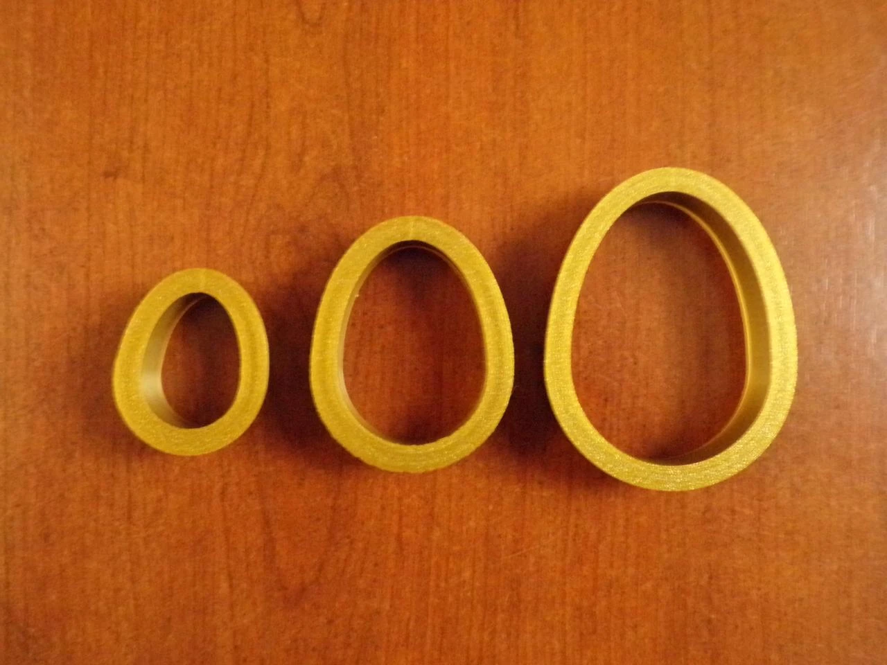 Lot of 3 3D printed egg rings PLA approximately 4 cm, 5.5 cm, 7 cm – photo 4